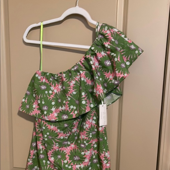 One Shoulder Green Floral Dress - Picture 4 of 5